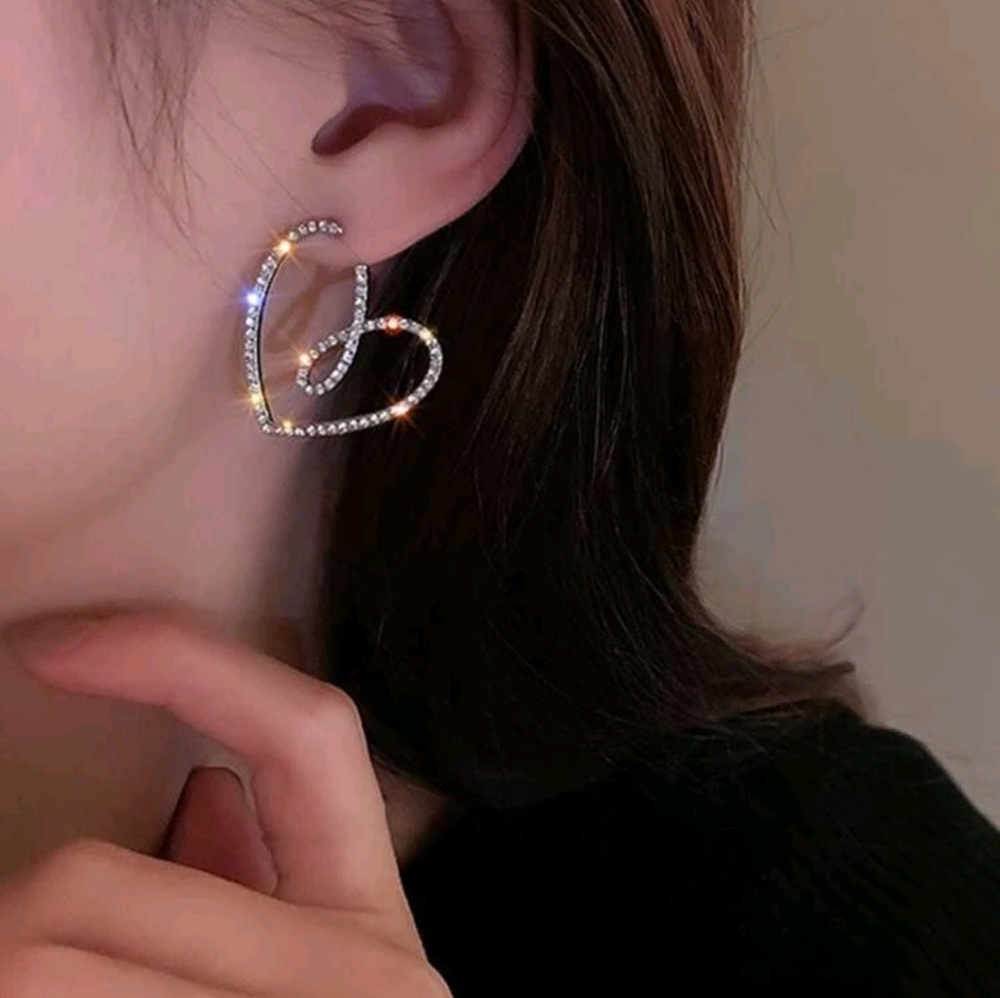 Rhinestone Ear Drop Heart Stud Post Earrings